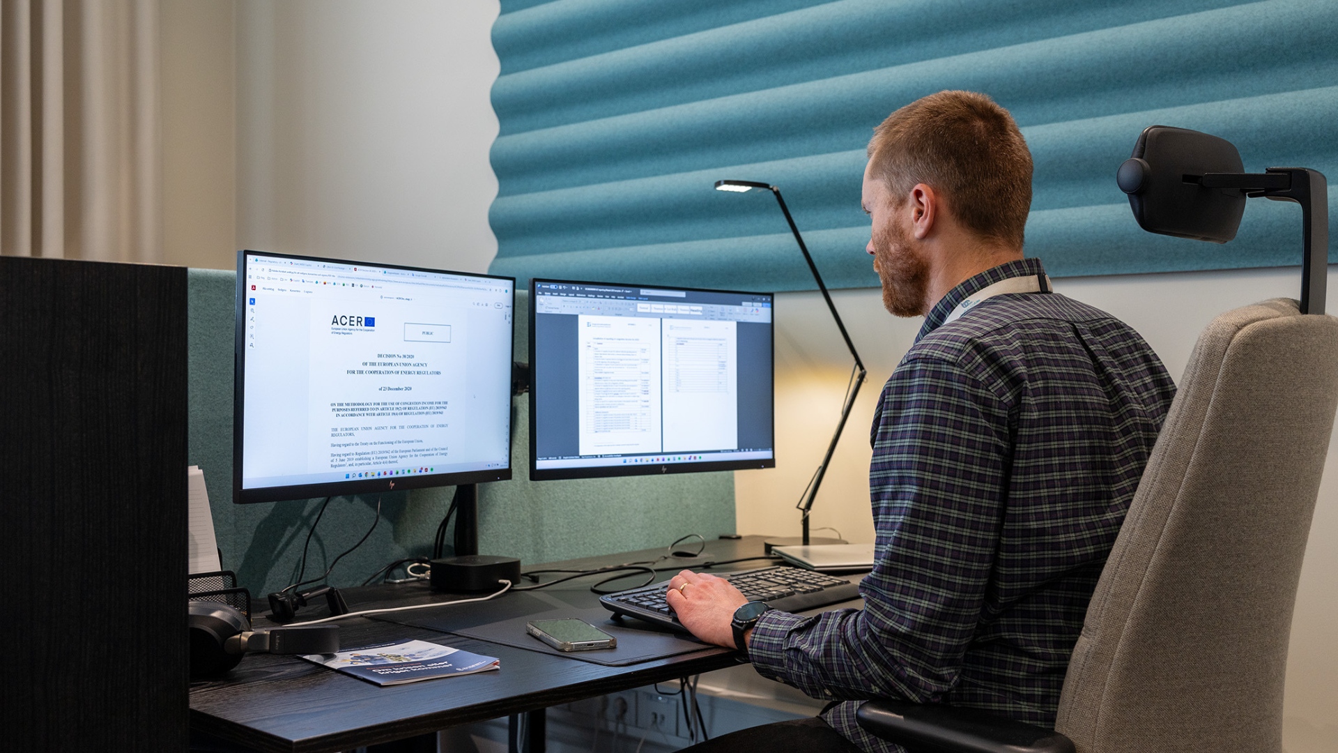One Person Working Focus Office.Background Image 1920X1080